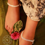 Load image into Gallery viewer, pure silver anklet nitra payal
