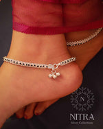 Load image into Gallery viewer, Silver Black Kushbu Anklet
